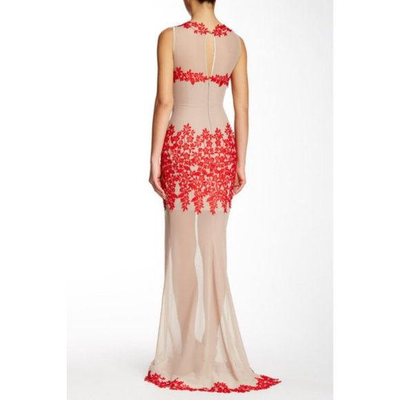 Issue Embroidered Sheer Gown Beige Red Size Medium NWT - Picture 2 of 2